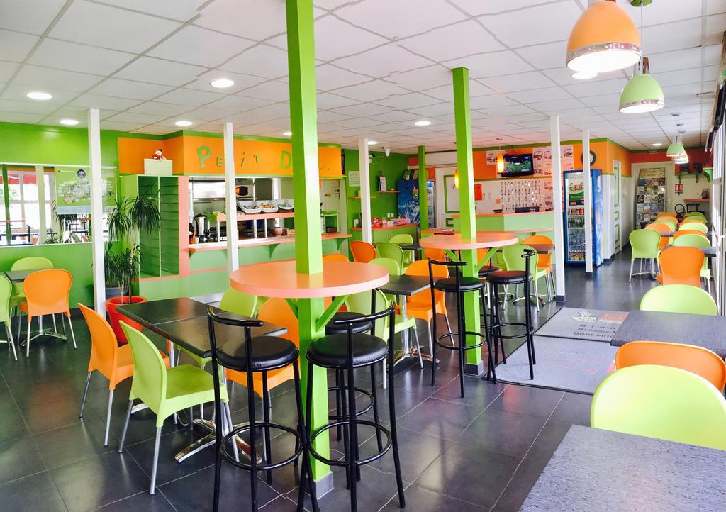Brit Hotel Essentiel Poitiers Gare Du Futuroscope Jaunay-Clan Bagian luar foto